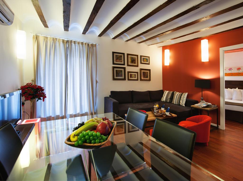 Apartamentos Abad Toledo Pokoj fotografie
